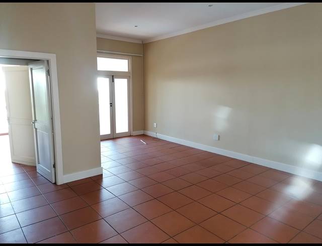 1 BEDROOM APARTMENT TO LET IN POINT WATERFRONT